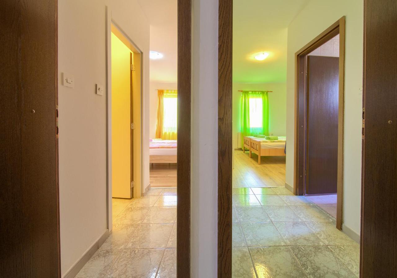 Apartman Mihael Malinska Exterior foto